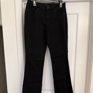 Style & Co curvy boot leg black jeans. Size 6 curvy.